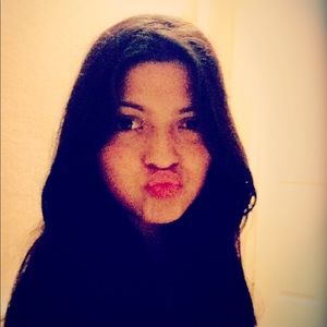 Meet your Posher, Karla